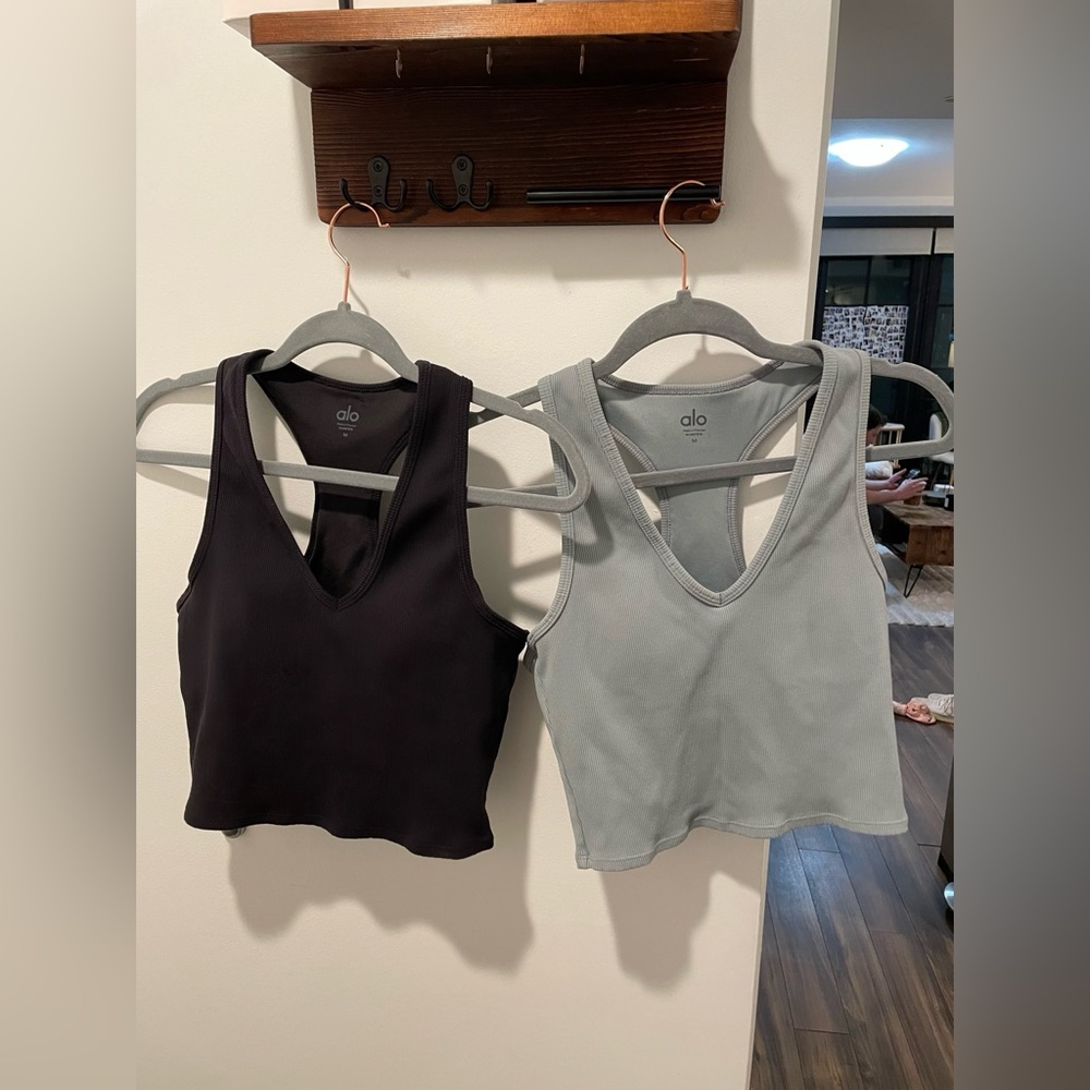 ALO Goddess Ribbed Cropped Racerback Tank | Size Medium SET